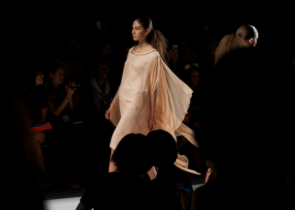 neutral spring 2014 trend at son jung wan on the runway