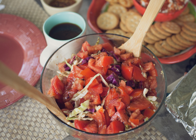 cabbage and tomato salad
